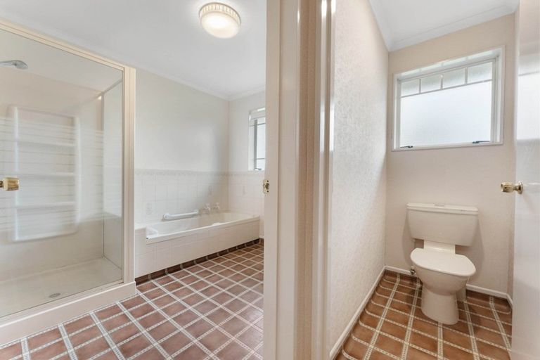 Photo of property in 85 Miranda Street, Stratford, 4332