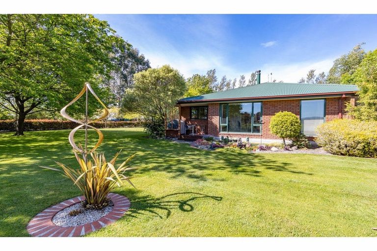 Photo of property in 1101 Woodfields Road, Cust, Rangiora, 7475