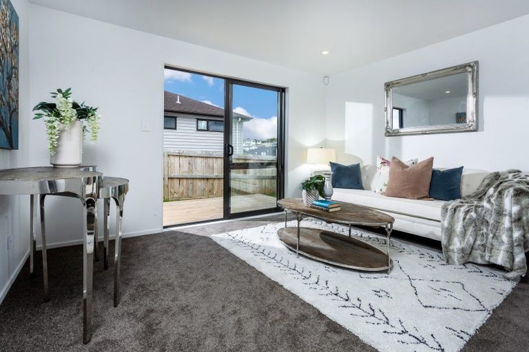 Photo of property in 25 Baumea Rise, Massey, Auckland, 0614
