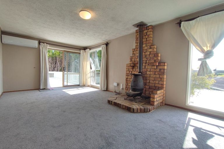 Photo of property in 3 Babington Place, Torbay, Auckland, 0630