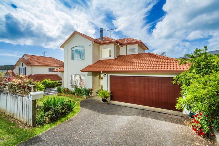 Photo of property in 38a Kowhai Road, Campbells Bay, Auckland, 0630
