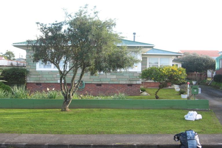 Photo of property in 94 Puriri Road, Manurewa, Auckland, 2102