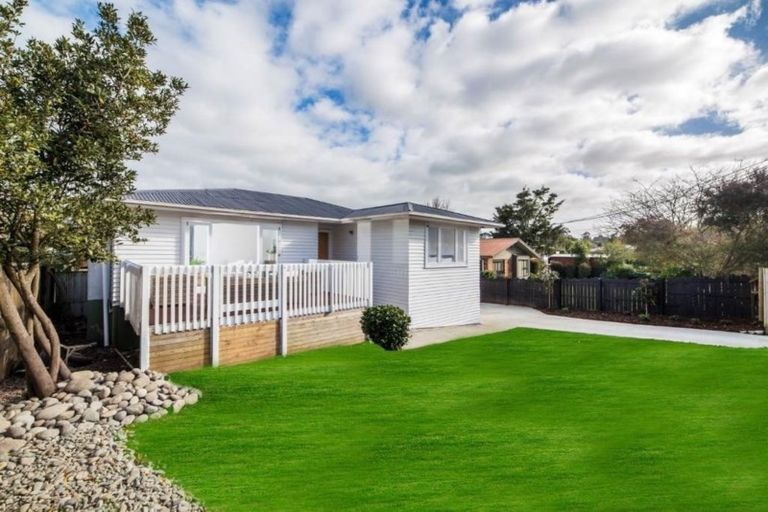 Photo of property in 54 Glen Road, Ranui, Auckland, 0612