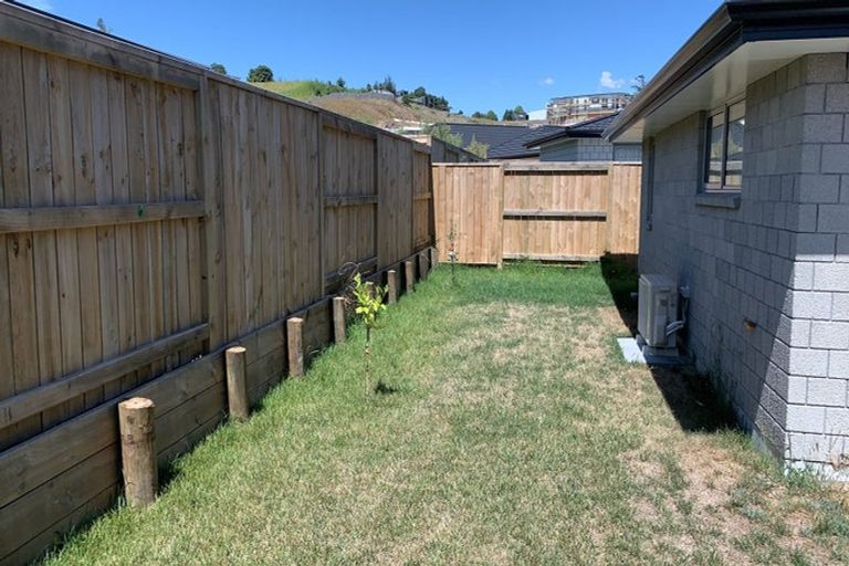 Photo of property in 108 Whakaturou Crescent, Pyes Pa, Tauranga, 3112