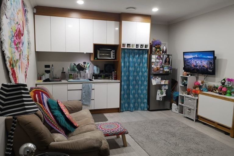 Photo of property in 3 Fricker Way, Flat Bush, Auckland, 2019