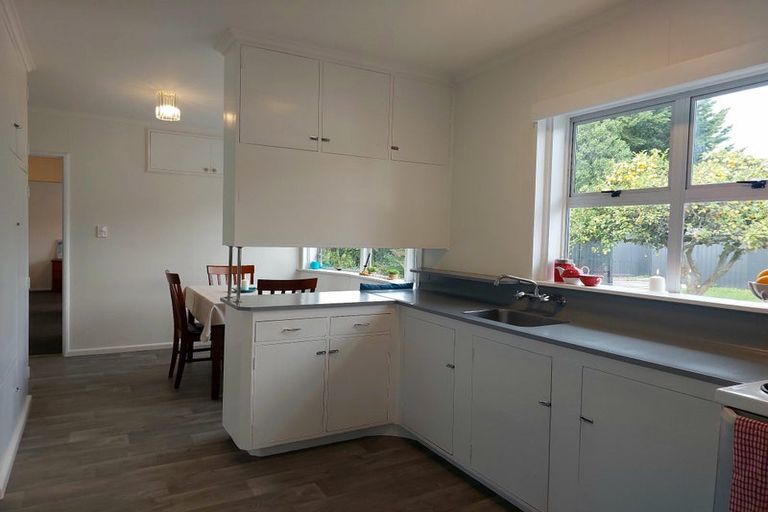 Photo of property in 4 Murphy Road, Taradale, Napier, 4112