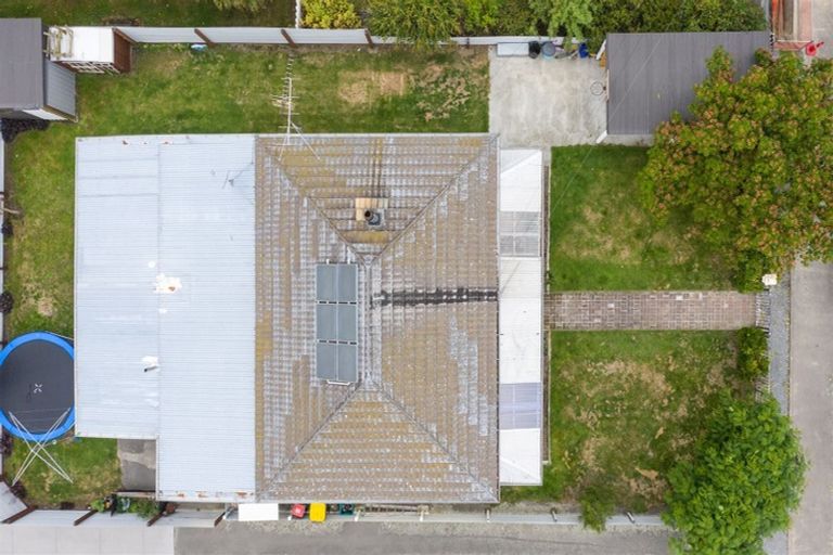 Photo of property in 132 Mcmurdo Street, Tinwald, Ashburton, 7700