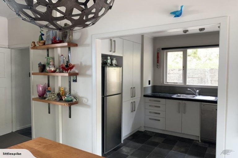 Photo of property in 11 Guys Hill Road, Hospital Hill, Napier, 4110