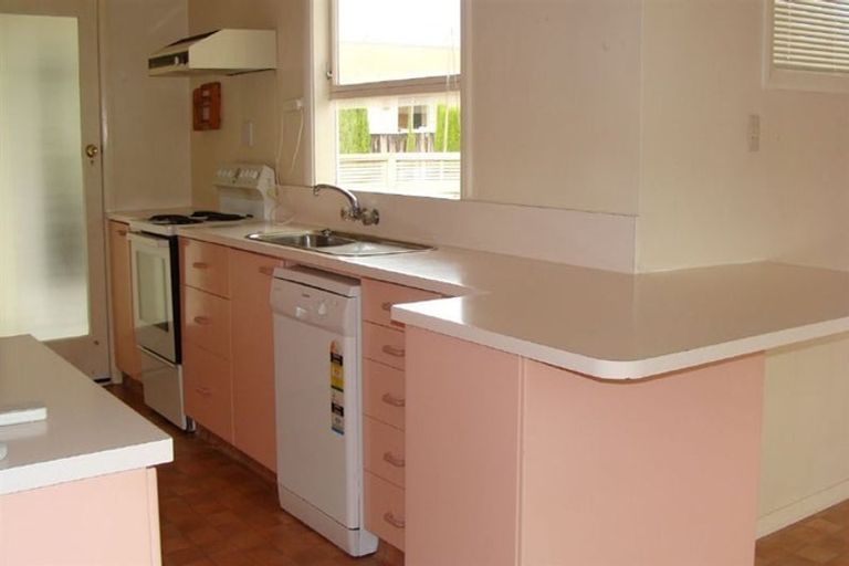 Photo of property in 66a Campbell Street, Leamington, Cambridge, 3432