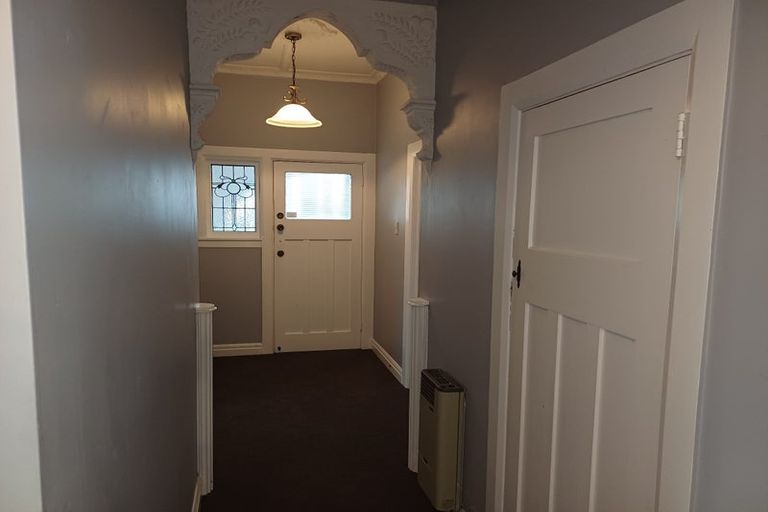 Photo of property in 404 Tremaine Avenue, Takaro, Palmerston North, 4412