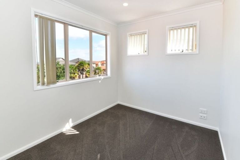 Photo of property in 69 Nautilus Drive, Gulf Harbour, Whangaparaoa, 0930