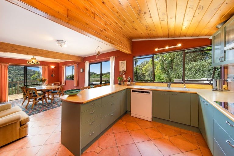 Photo of property in 64 Arahiwi Rise, Pataua South, Onerahi, 0192