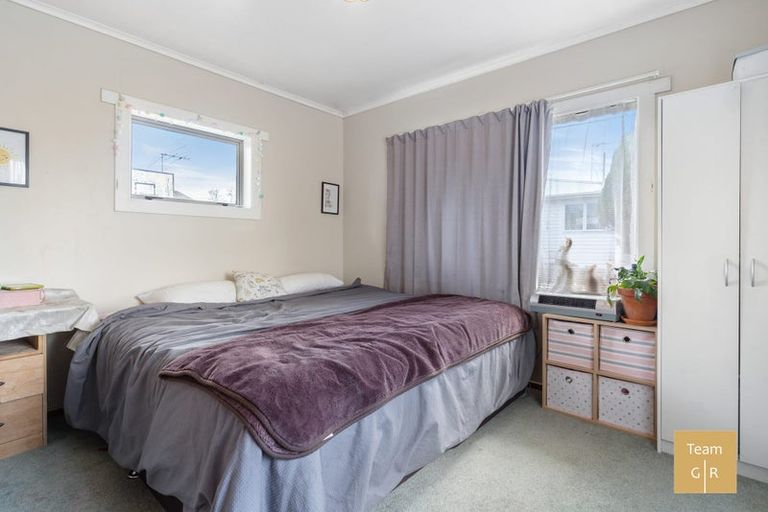 Photo of property in 83 Settlement Road, Papakura, 2110