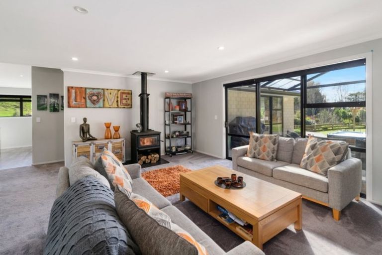 Photo of property in 8 Florey Heights, Springfield, Rotorua, 3015