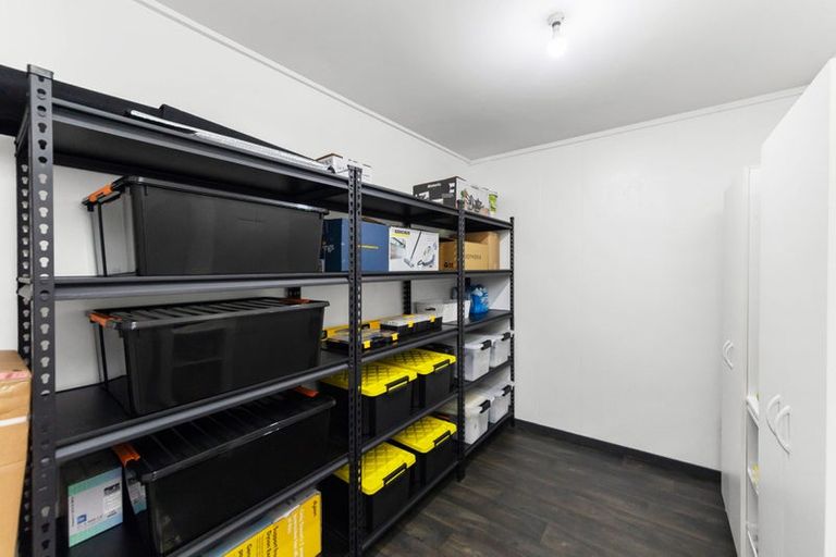 Photo of property in 7 Medallion Court, Kelvin Grove, Palmerston North, 4414