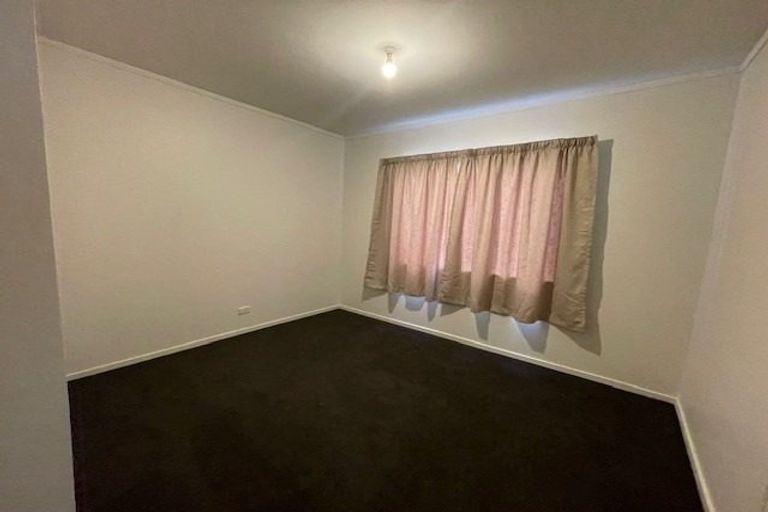 Photo of property in 1/21 Solveig Place, Randwick Park, Auckland, 2105