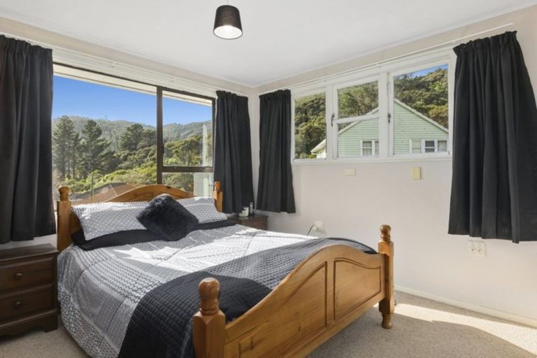 Photo of property in 12 Boyd Grove, Naenae, Lower Hutt, 5011