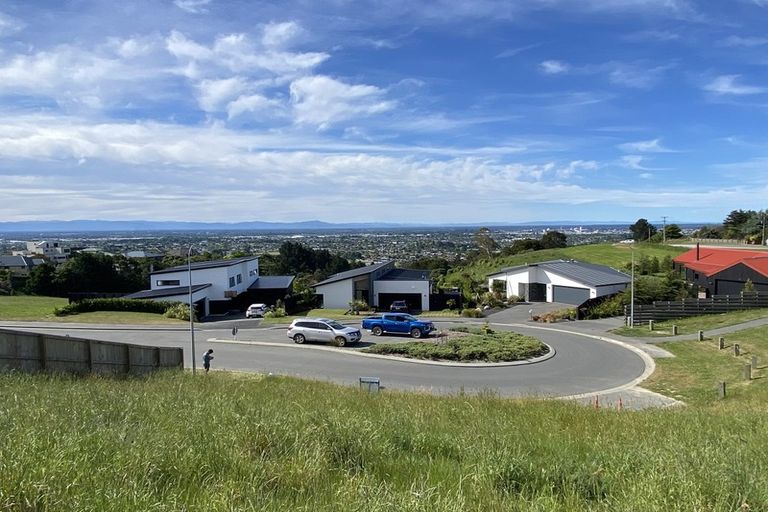 Photo of property in 10 Caldberg Close, Westmorland, Christchurch, 8025