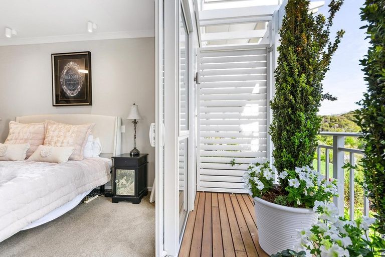 Photo of property in 90 Eaves Bush Parade, Orewa, 0931