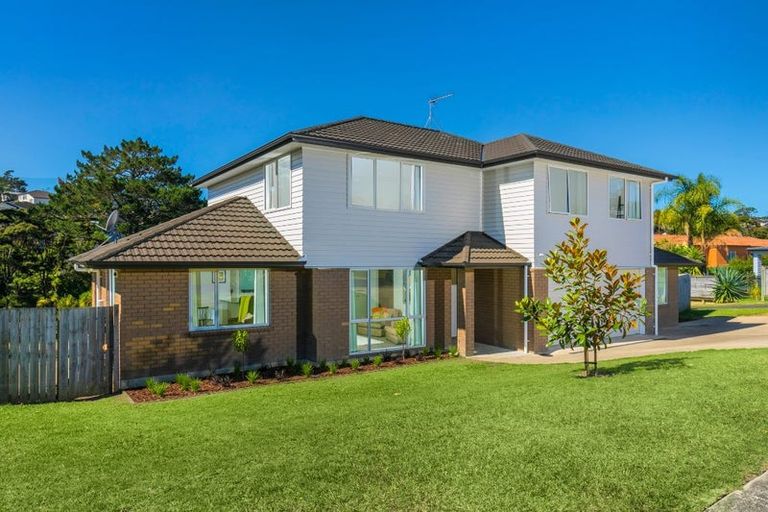 Photo of property in 35 Aberley Road, Schnapper Rock, Auckland, 0632