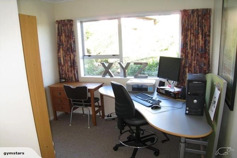 Photo of property in 5a Anzia Way, Johnsonville, Wellington, 6037