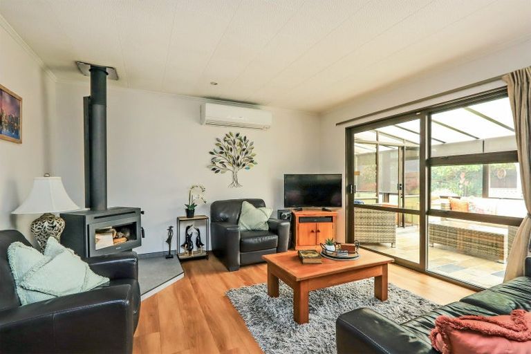 Photo of property in 38 Kent Terrace, Taradale, Napier, 4112