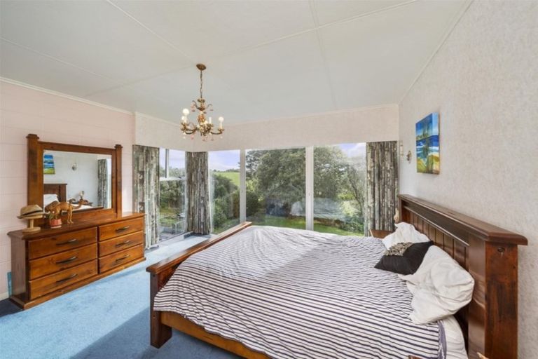 Photo of property in 8a Clifford Street, Hawera, 4610