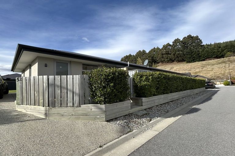 Photo of property in 52 Risinghurst Terrace, Lower Shotover, Queenstown, 9304