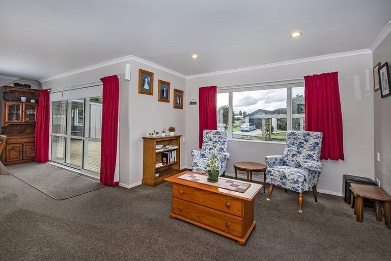 Photo of property in 8 Waitaha Place, Ruakaka, 0116