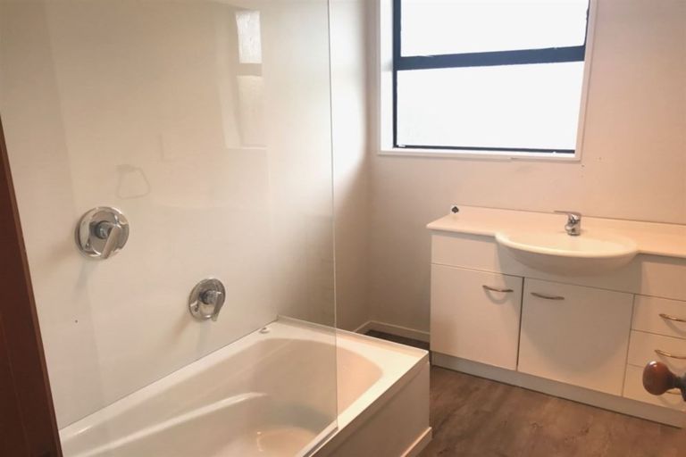 Photo of property in 1/14 Fovant Street, Russley, Christchurch, 8042