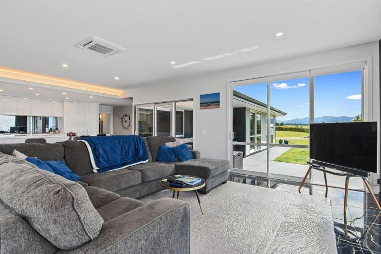 Photo of property in 66 Suncrest Drive, Tasman, Upper Moutere, 7173