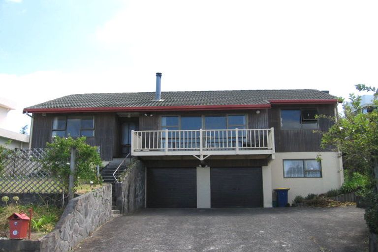 Photo of property in 7 Brigantine Drive, Beach Haven, Auckland, 0626