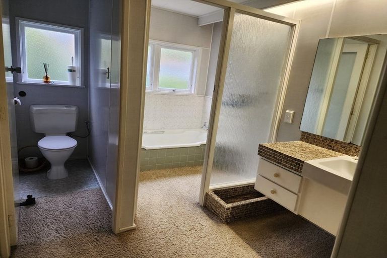 Photo of property in 20 Maire Street, Eastbourne, Lower Hutt, 5013