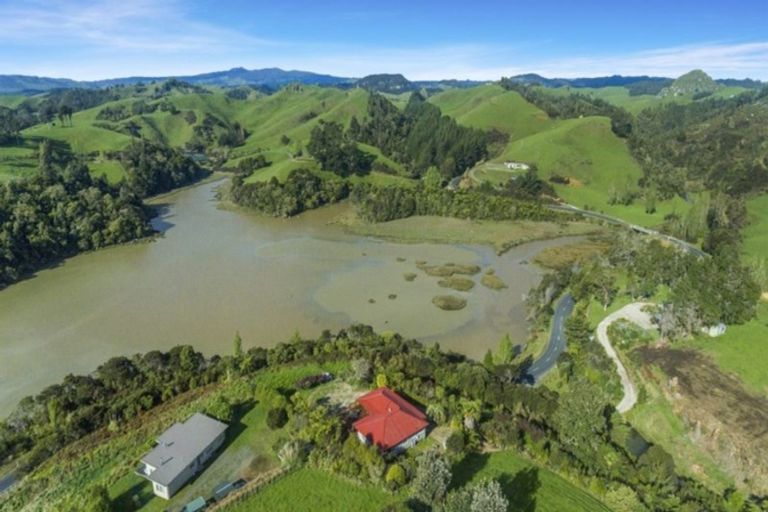 Photo of property in 1207 Harbour Road, Hauturu, Oparau, 3886