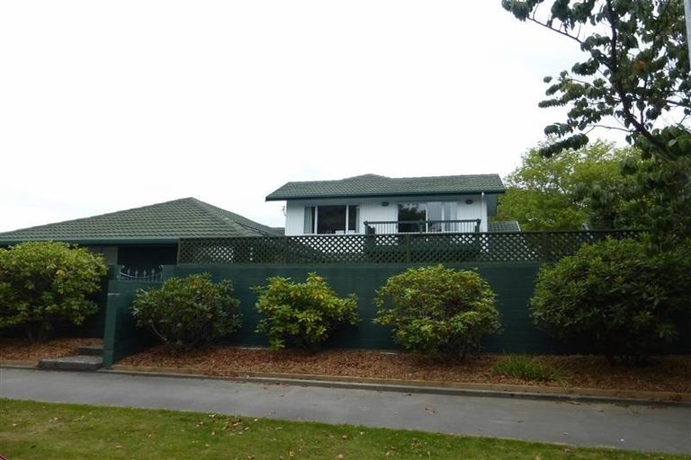 Photo of property in 10 Winslow Street, Burnside, Christchurch, 8053