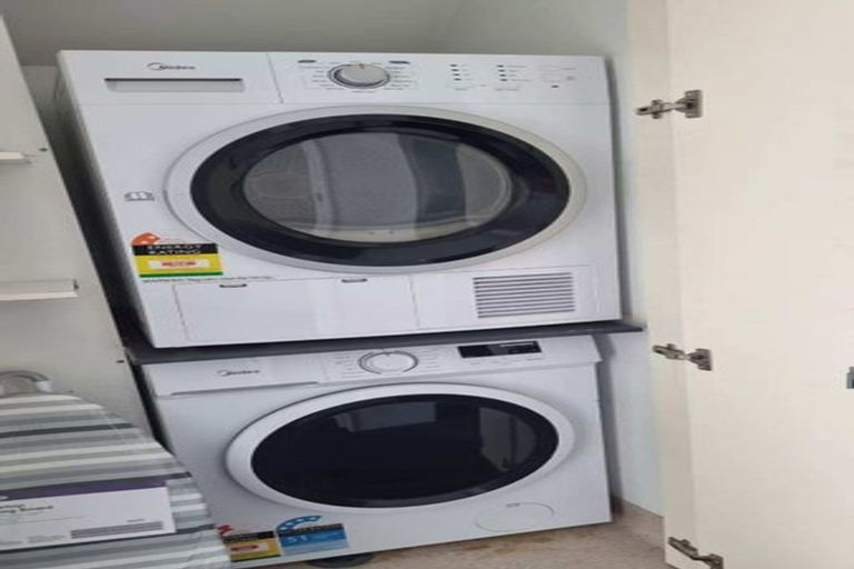 Photo of property in Sirocco Apartments, 614/8 Church Street, Wellington Central, Wellington, 6011