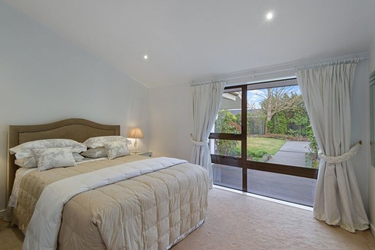 Photo of property in 251 Wairakei Road, Bryndwr, Christchurch, 8053