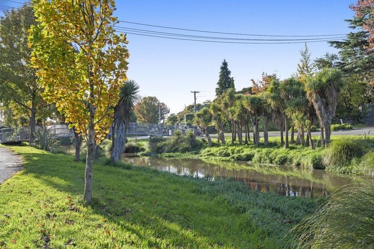 Photo of property in 206 Riverlaw Terrace, Saint Martins, Christchurch, 8022