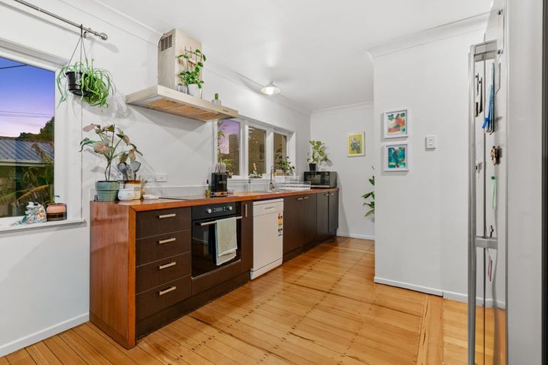 Photo of property in 2/57 Mahia Road, Manurewa, Auckland, 2102