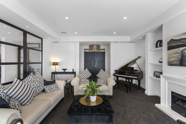 Photo of property in 76 Bramley Drive, Farm Cove, Auckland, 2012