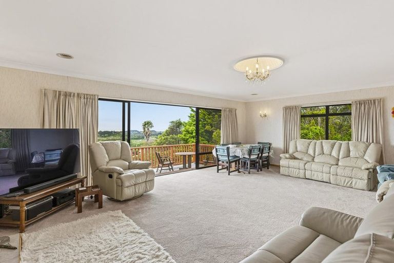 Photo of property in 51 Kotare Street, Waikanae, 5036