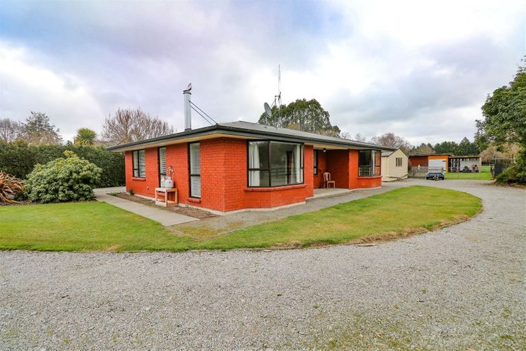 Photo of property in 115 Main North Road, Geraldine, 7930