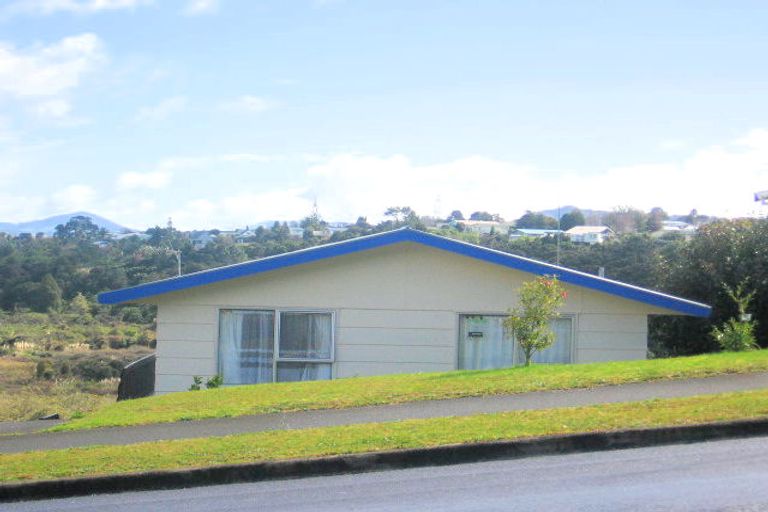 Photo of property in 44 Raumati Crescent, Onerahi, Whangarei, 0110
