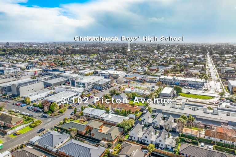 Photo of property in 3/102 Picton Avenue, Riccarton, Christchurch, 8011