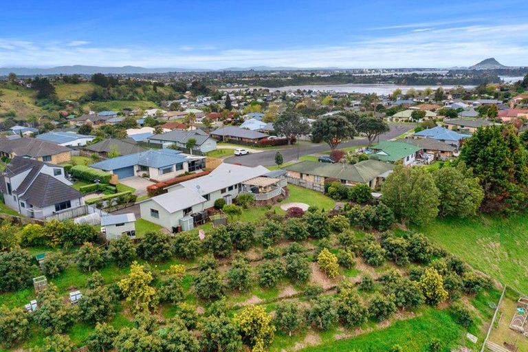 Photo of property in 26 Highcroft Place, Welcome Bay, Tauranga, 3112