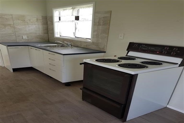 Photo of property in 11 Taitimu Drive, Weymouth, Auckland, 2103