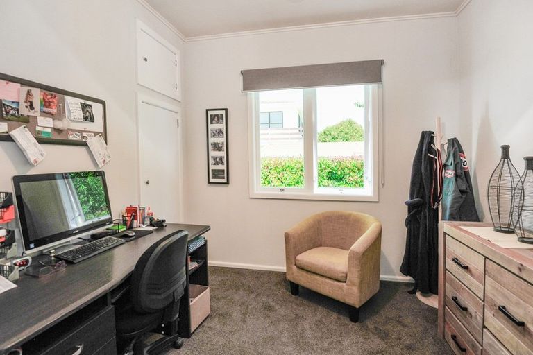 Photo of property in 38 Tucker Lane, Clive, 4102