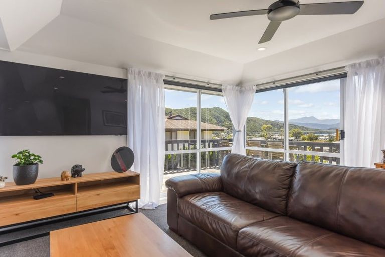 Photo of property in 19 Turners Road, Waikawa, Picton, 7220