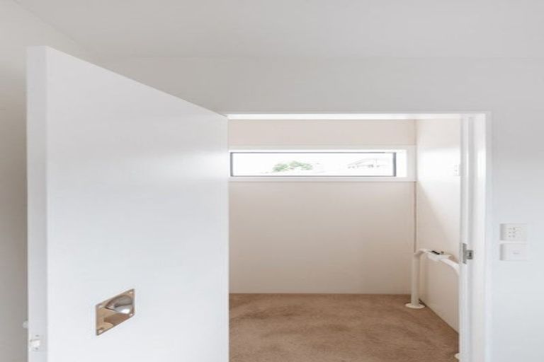 Photo of property in 1 Coppelia Avenue, Omokoroa, 3114