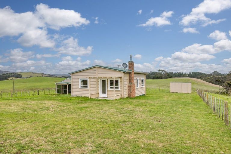 Photo of property in 56a Coster Road, Muriwai, Waimauku, 0881
